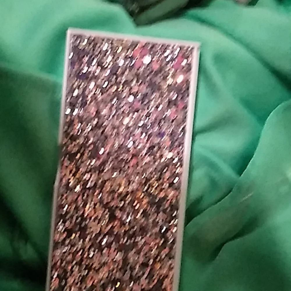 Makeup - Picture 4 of 6